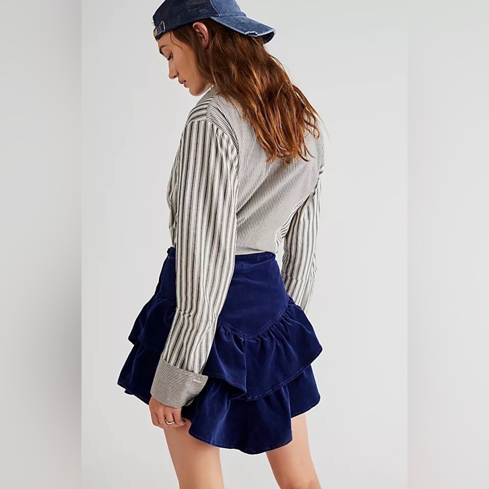 MOTHER The Ruffle Mini Skirt - Picture 2 of 10